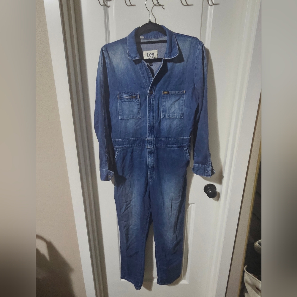 Super cute classic Unionalls. Size Medium